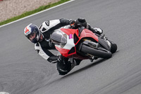 donington-no-limits-trackday;donington-park-photographs;donington-trackday-photographs;no-limits-trackdays;peter-wileman-photography;trackday-digital-images;trackday-photos